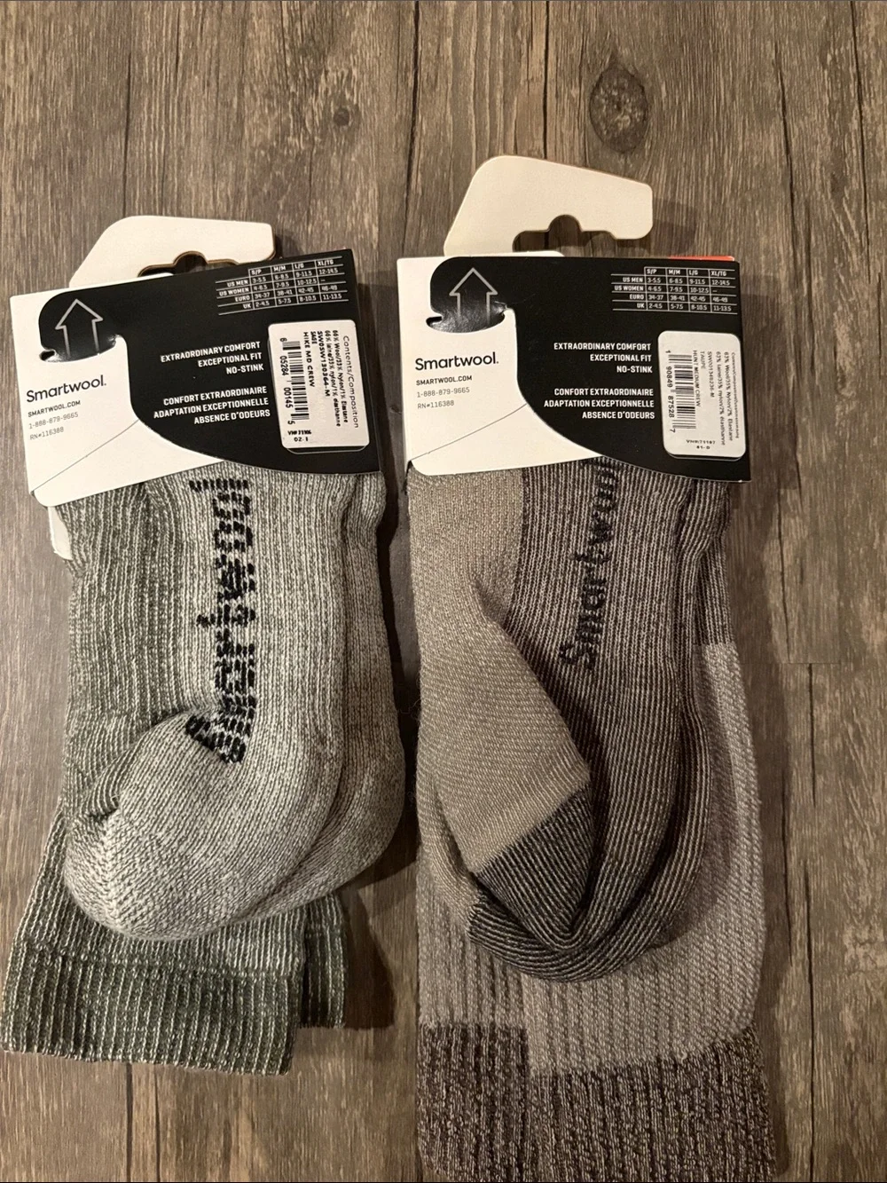 Smartwool Men’s Casual Crew Socks in Gray and Olive Green pack of two - NWT med